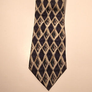Botany 500 100% Silk Diamonds Men's Neck Tie